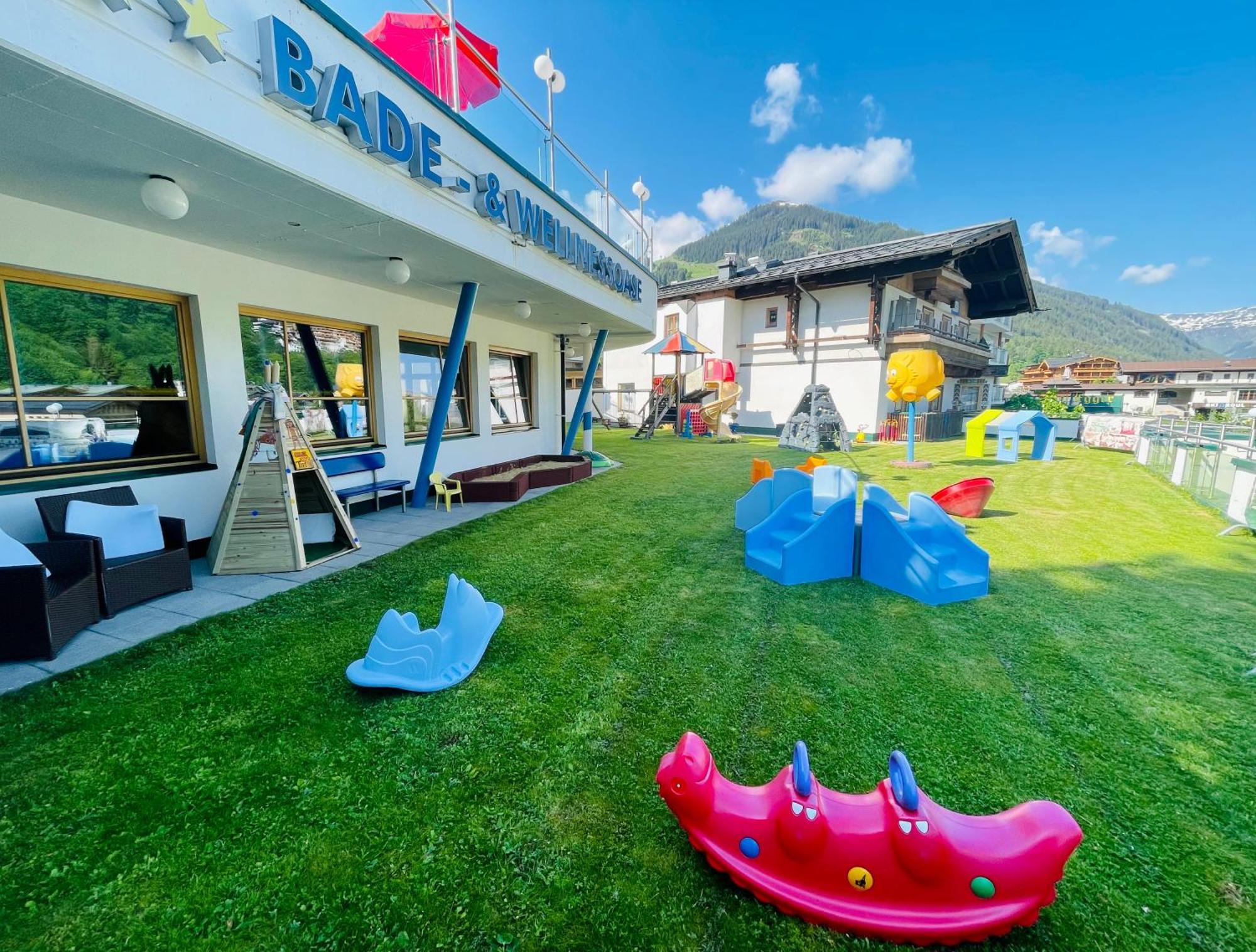 Wellness- Und Familienhotel Egger Saalbach-Hinterglemm Exterior foto